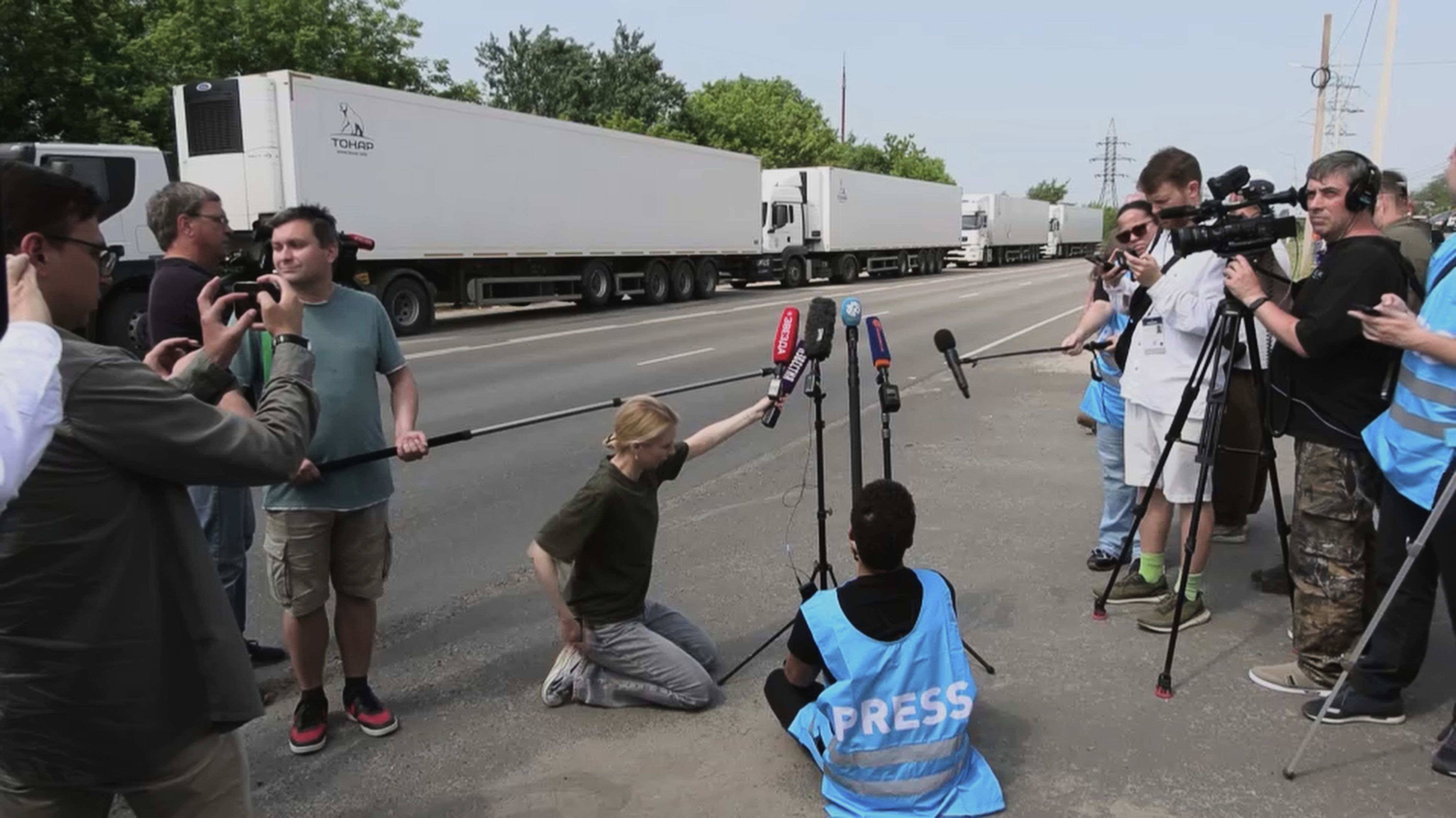 Руските служители заявиха в неделя че Москва все още очаква