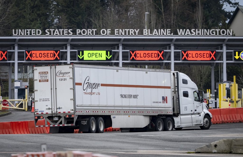 Министърът на обществената безопасност Гари Анандасангари се очаква да въведе