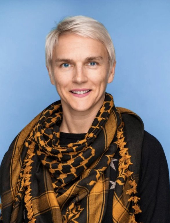 Центърът за свободно изразяване призовава за възстановяване на фелдшер в