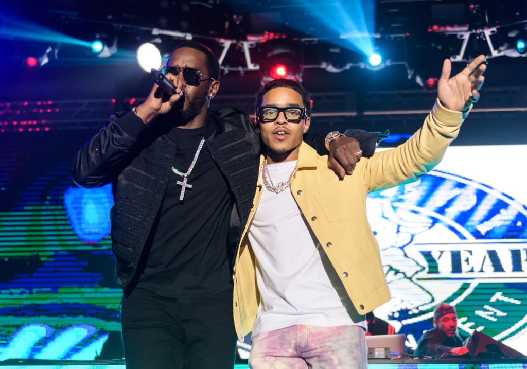 Забележка Следващата статия съдържа смущаващи подробности и видео кадри Моля