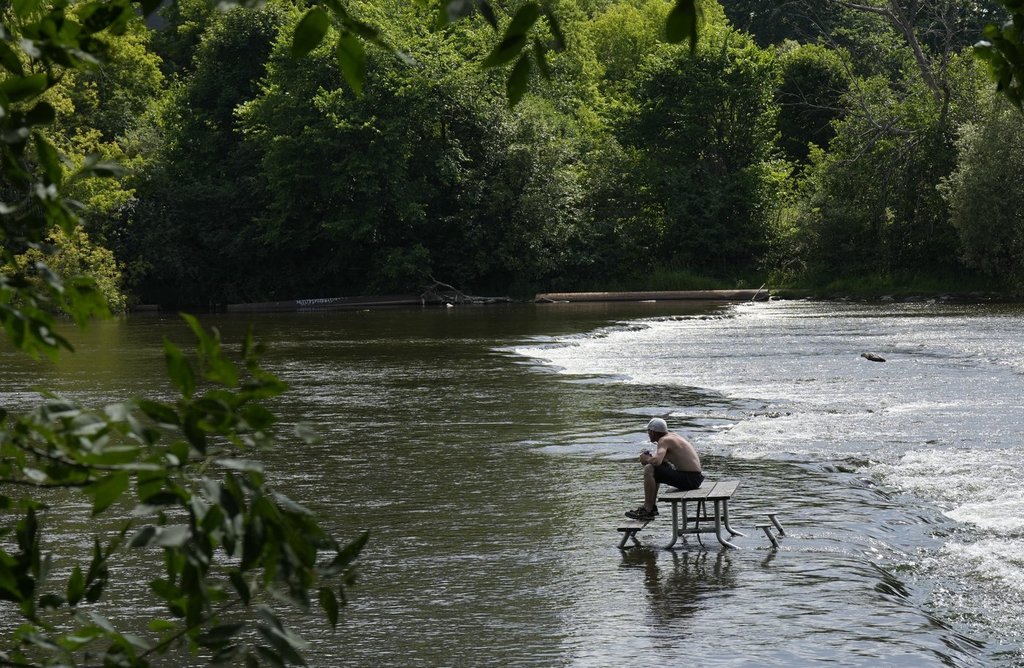 Топлинна вълна е настроена да достави още един ден на
