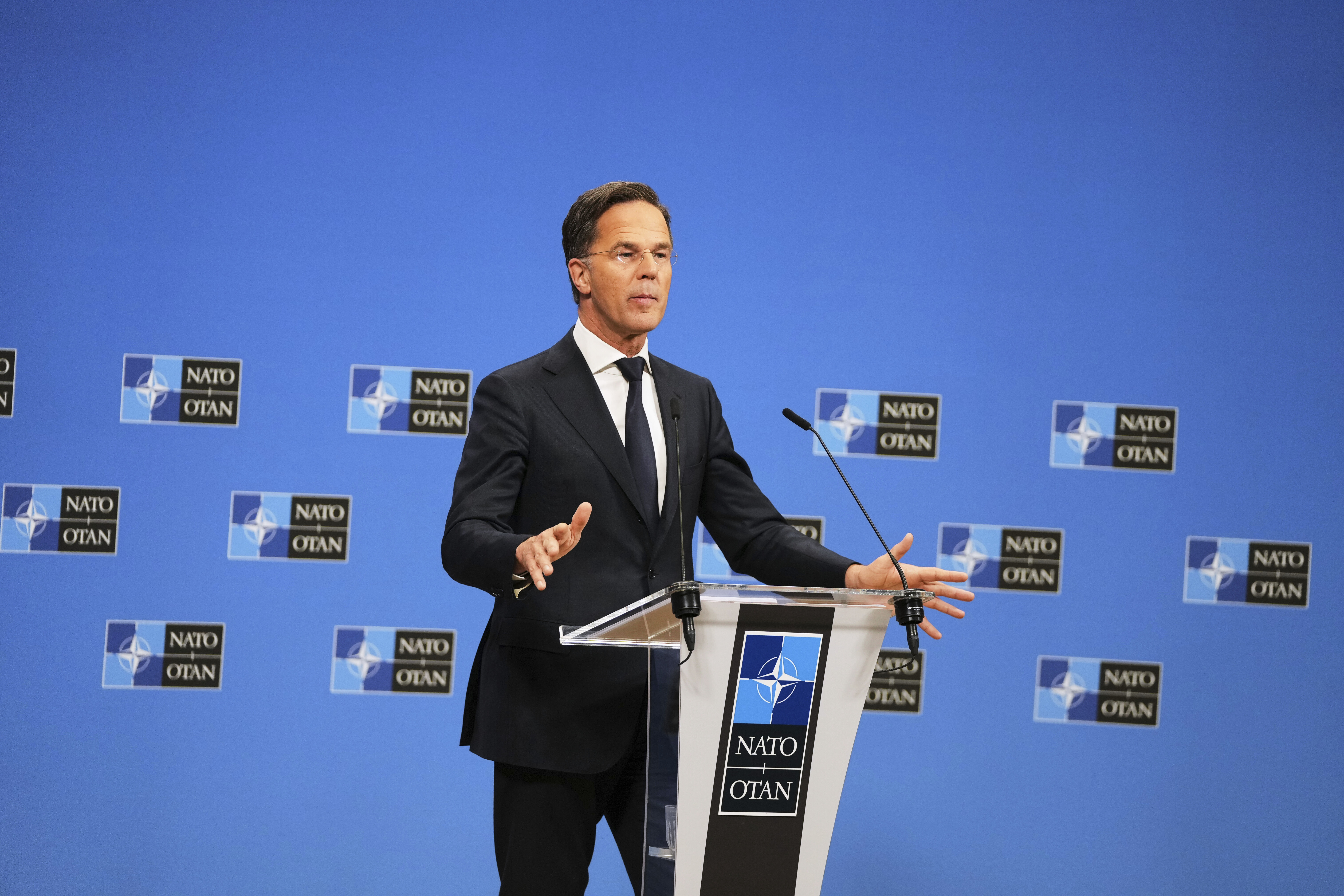 членовете на НАТО трябва да увеличат своите въздушни и ракетни