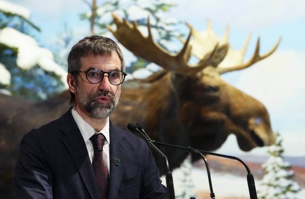 Министърът на канадската идентичност и култура и бивш министър на