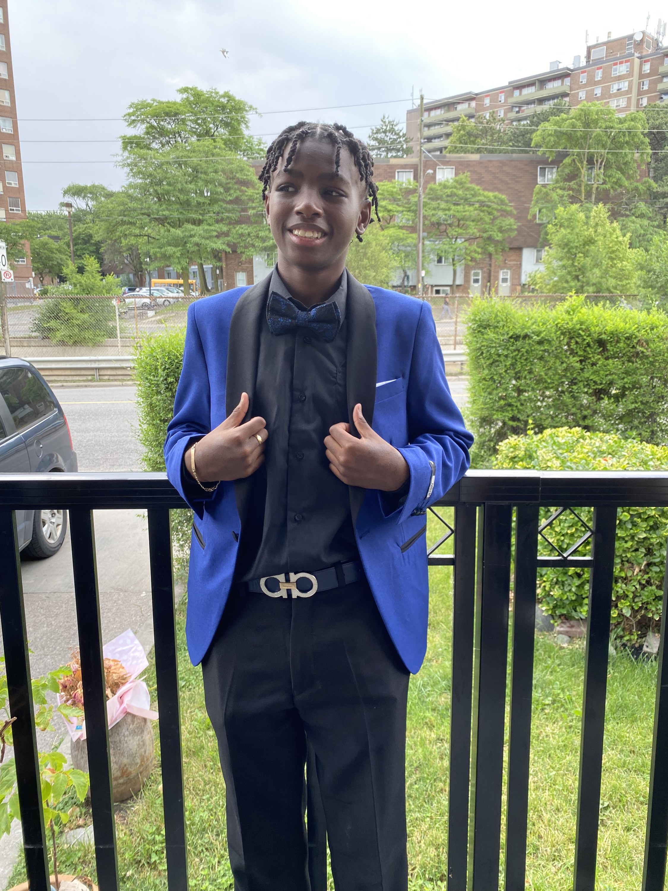 Торонто полицията казва че все още търси лицето отговорно за