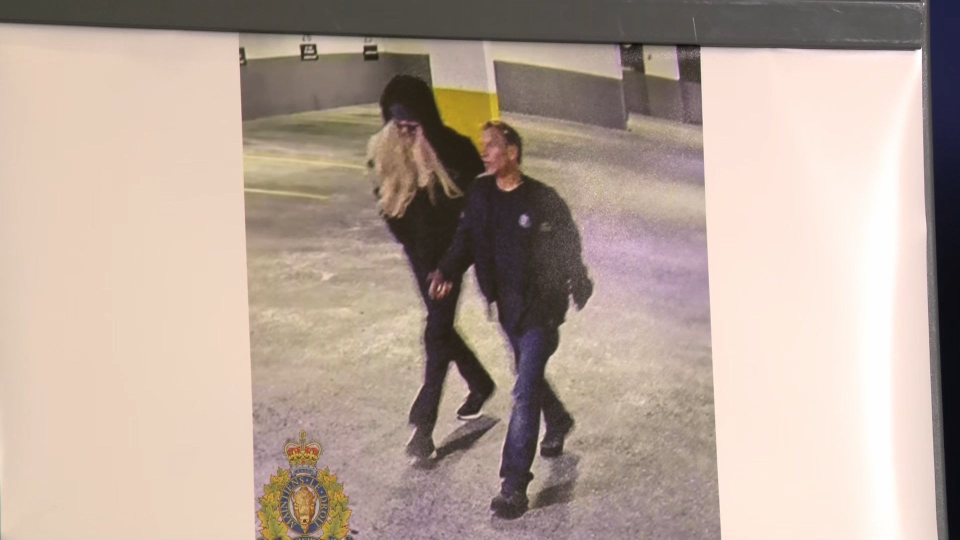 RCMP пусна изображения на двама мъже за които се смята