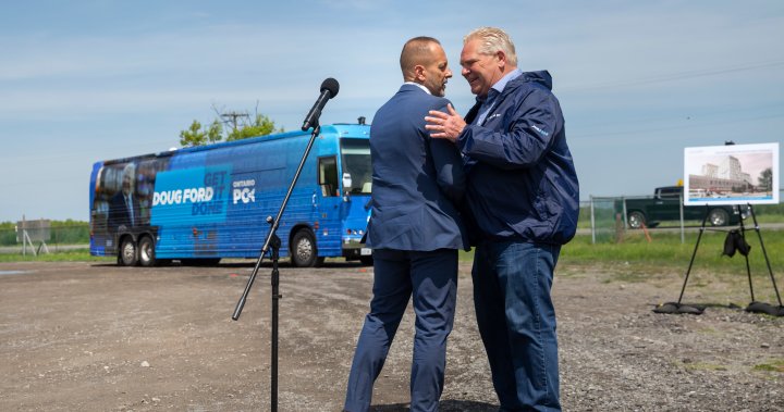 защитниците присъстващи на заседанието на община Онтарио извикаха разочарованията си