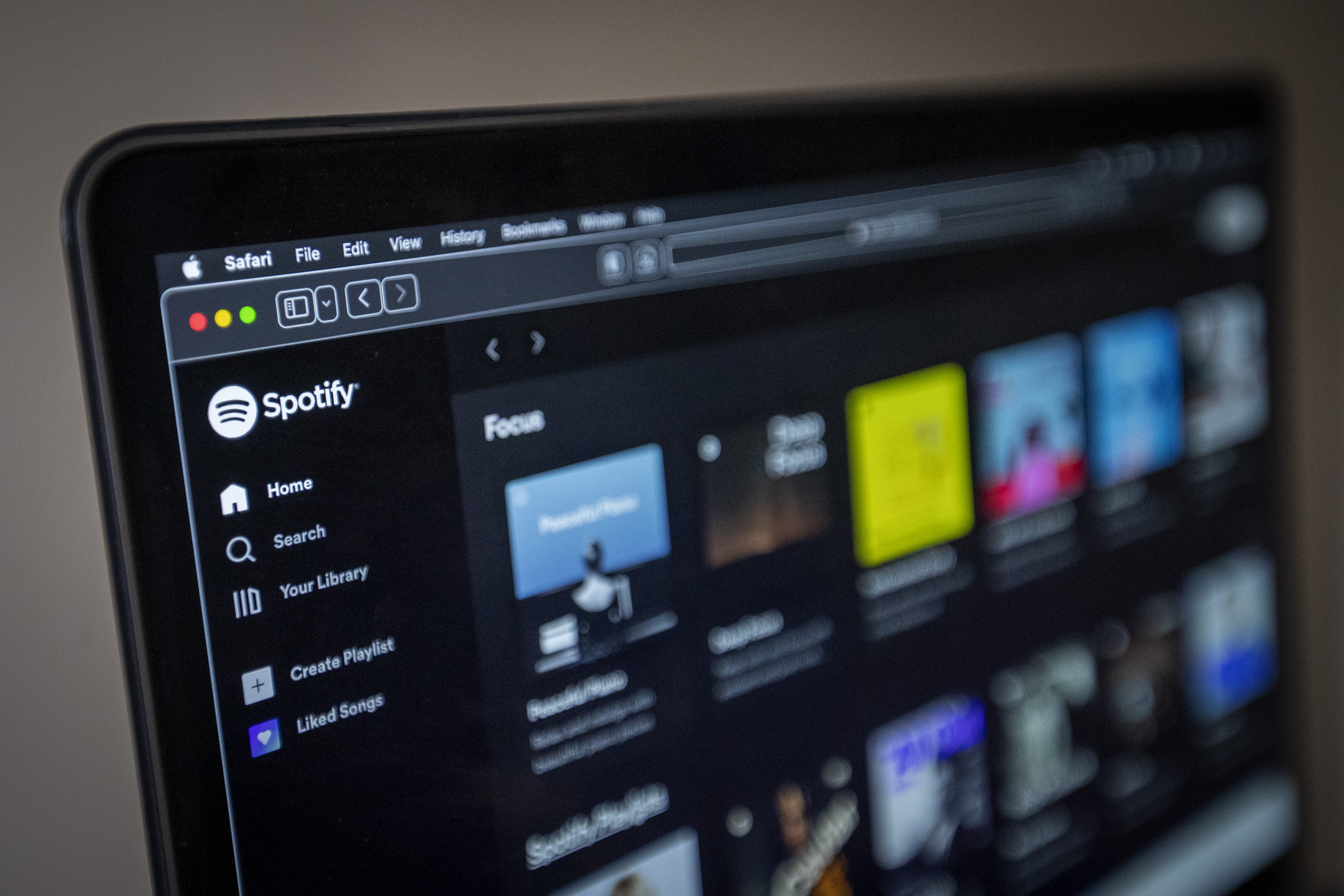 Ние сме запознати с фалшиви групи от години анимирани пълномощници