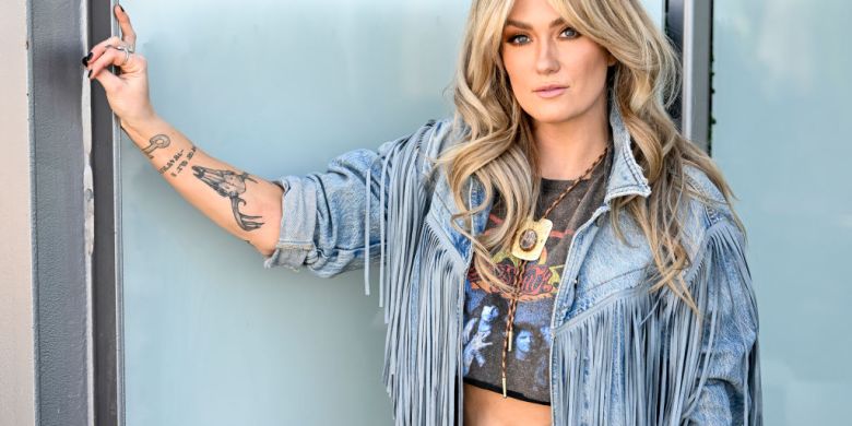 Red Solo Cup Confessions: Meghan Patrick Spills on Schitt’s Creek, Kid Rock and Famous Friends in her Phonebook