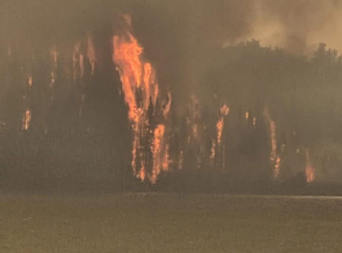 Длъжностни лица от град Leaf Rapids в северозападния Манитоба казват