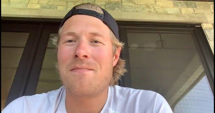 Brock Boeser е Супер затънал за да се върне след