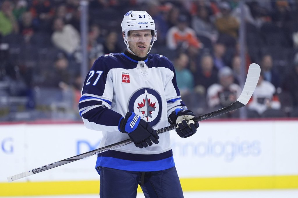 NHL general managers continued to round out rosters as free