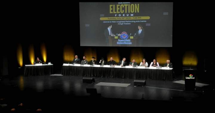 Пиер Полиевър беше посрещнат с наздравици и аплодисменти от стотиците