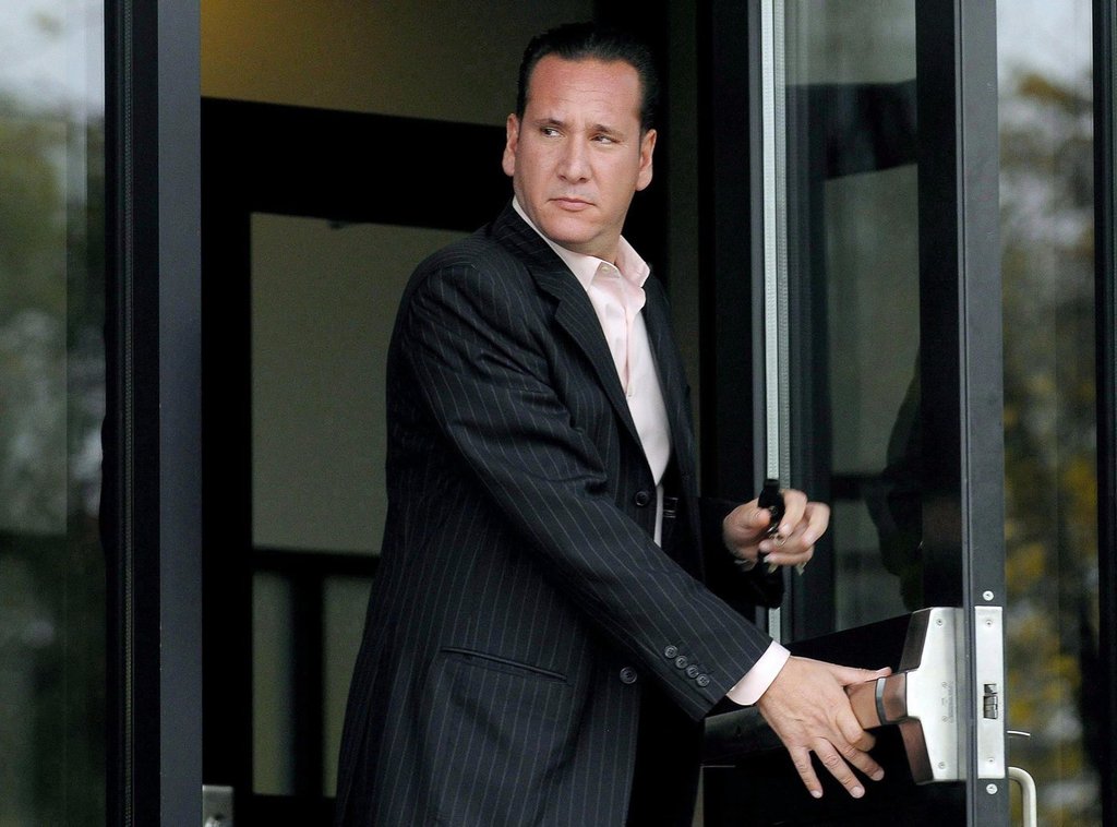 адвокатската асоциация на Квебек прекрати лиценза на адвоката на Леонардо