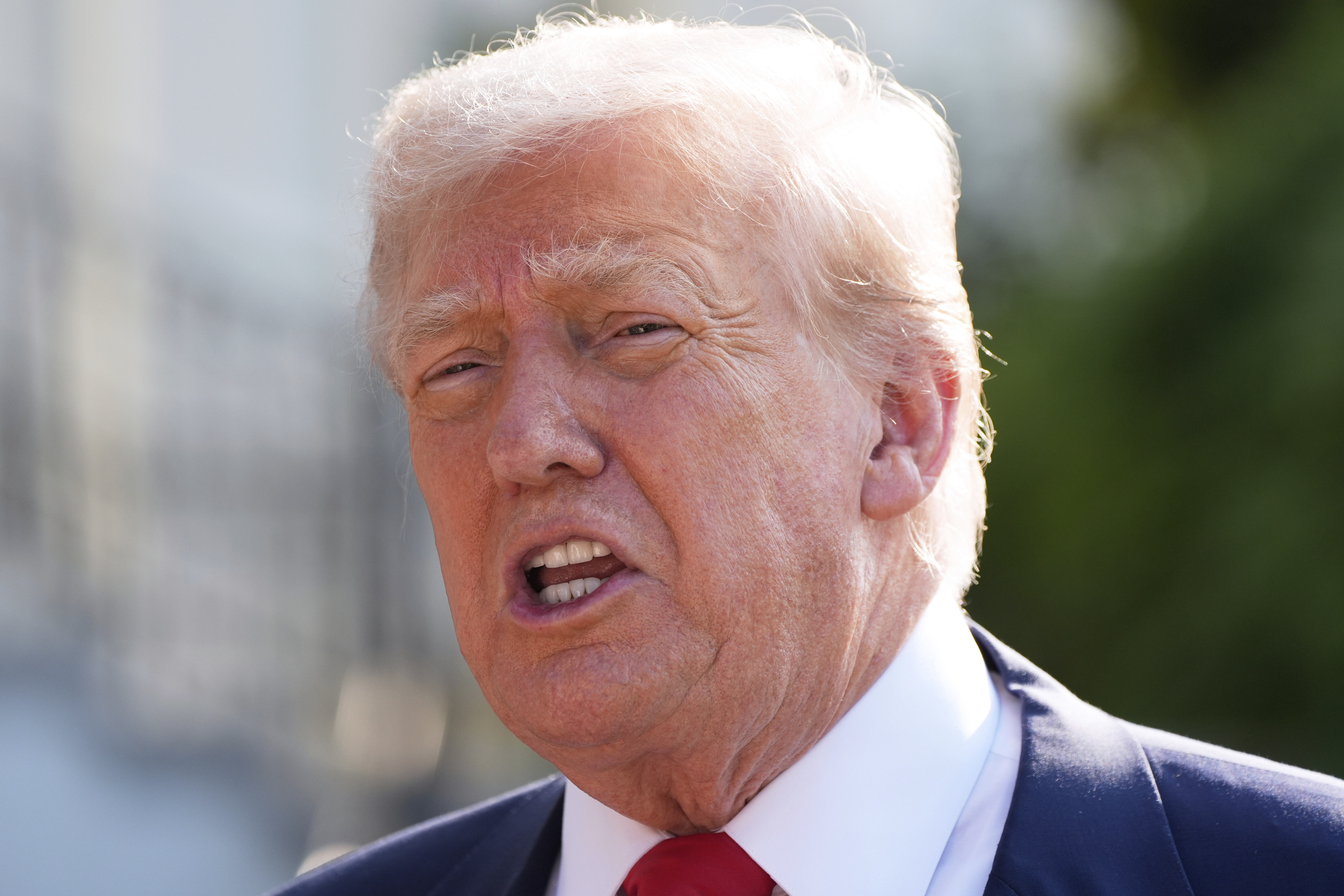 САЩ Президентът Доналд Тръмп сигнализира в петък че той не