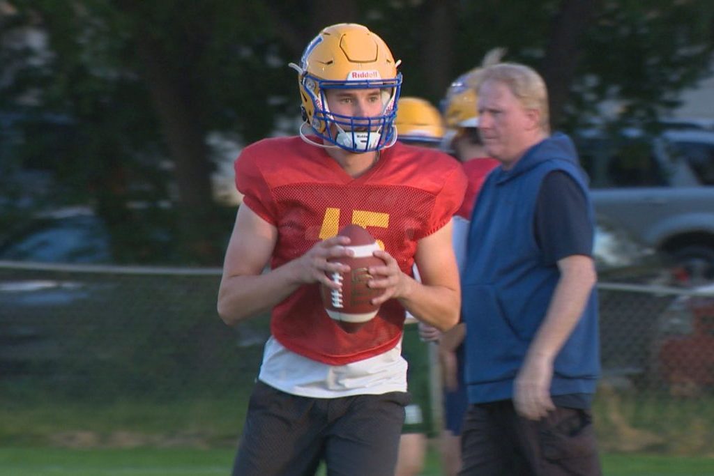 Само две седмици в сезона на канадската юношеска футболна лига