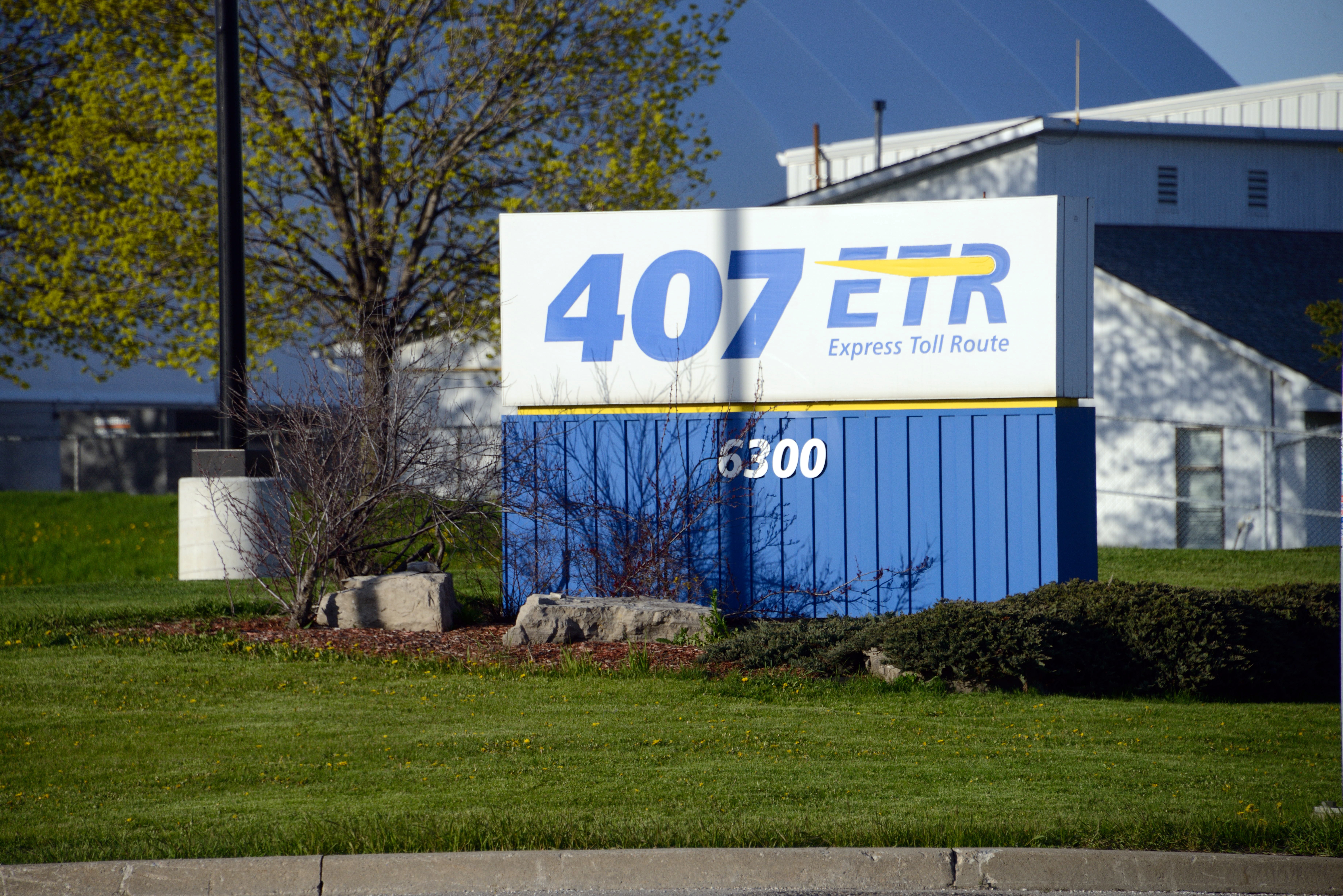 Онтарио премиерът на офиса на Дъг Форд насочи държавните служители