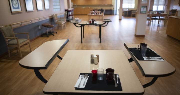 Дългосрочният министър на Онтарио казва че винаги наема нови работници