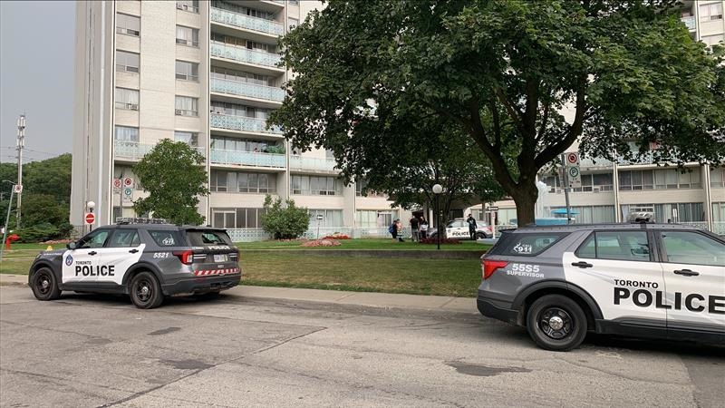 Полицията има един човек в ареста след фатално намушкване в