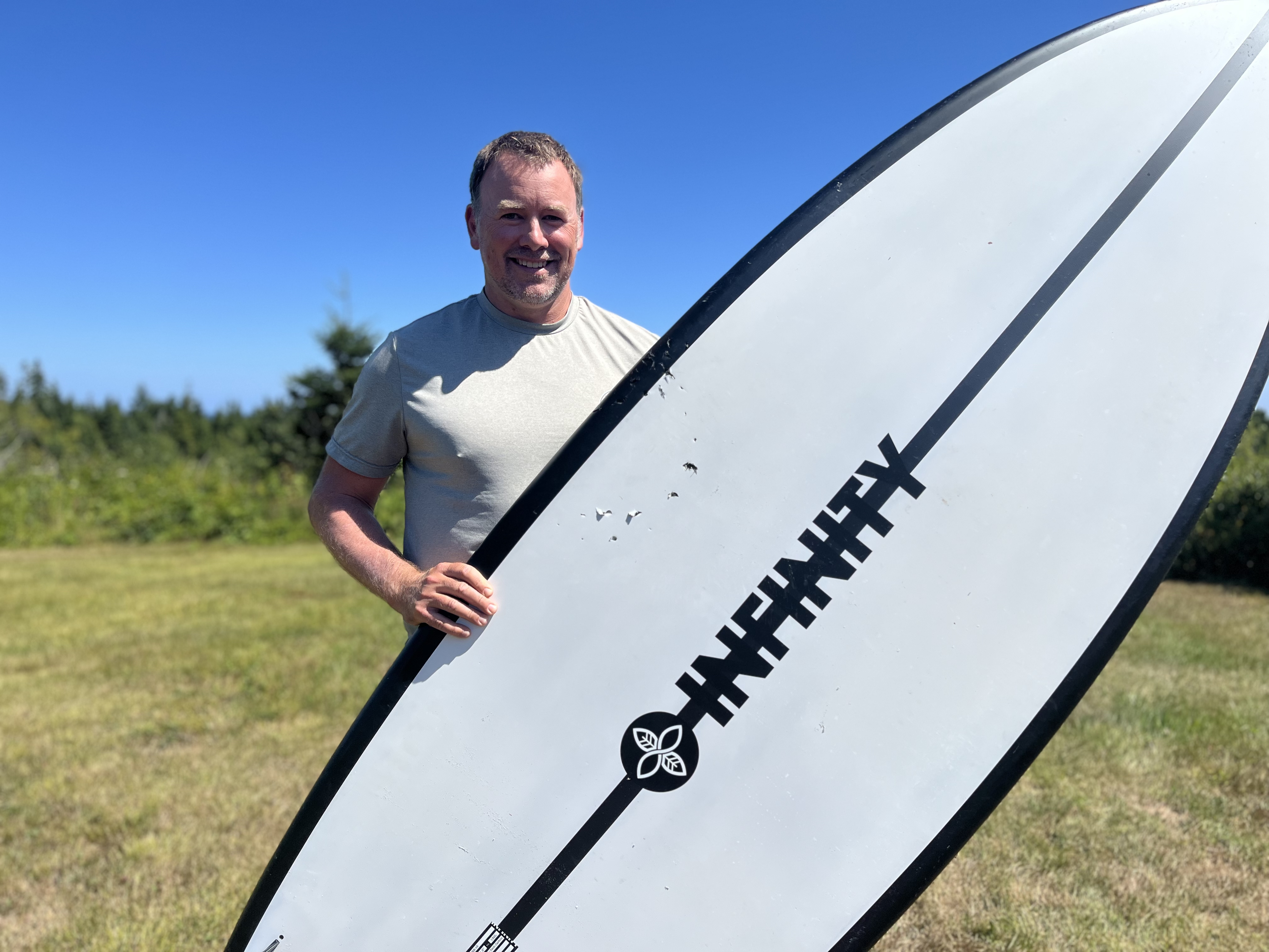 стендъп гребло бордюр в Нова Скотия избяга без контузия но