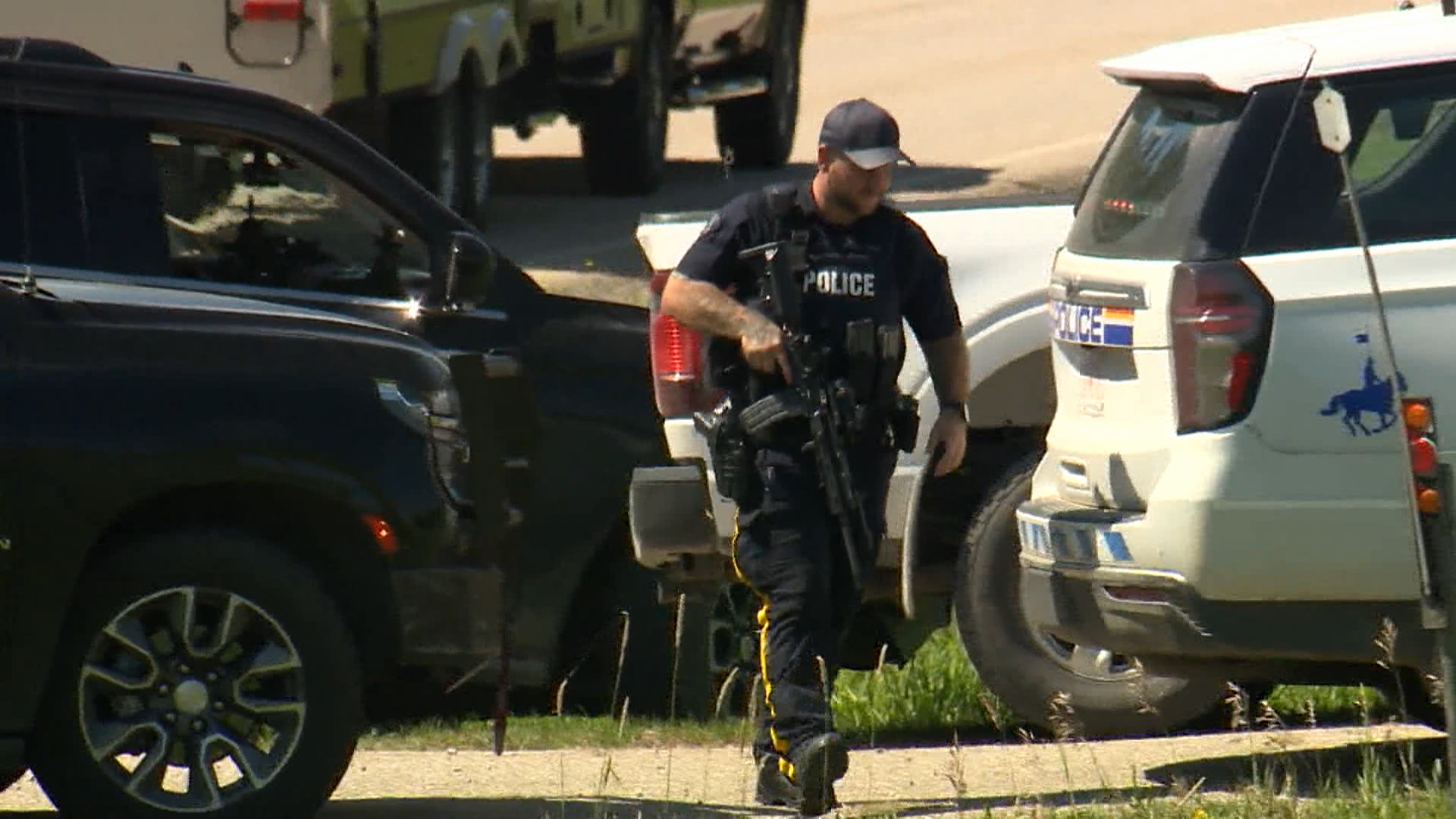 Alberta RCMP предостави актуализация за търсенето на заподозрян близо до