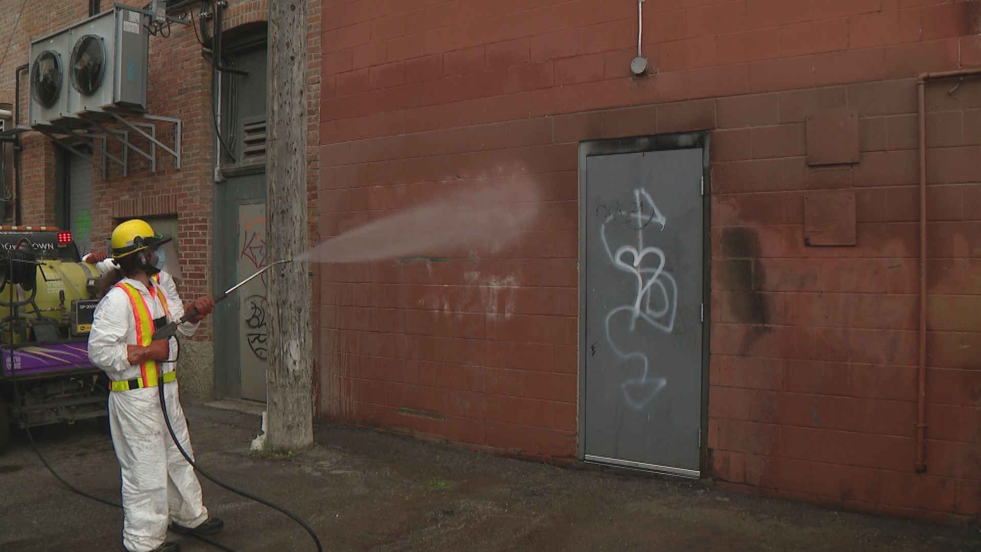 Областта за подобряване на бизнеса в центъра на Саскатун премахва