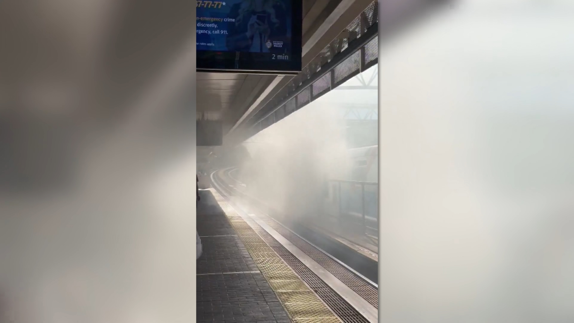 Вечерното пътуване за някои пътници на изложбената линия беше прекъснато