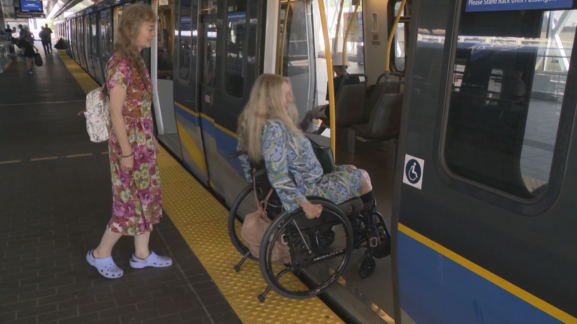 Измина един месец откакто Translink обяви нова ера за Skytrain