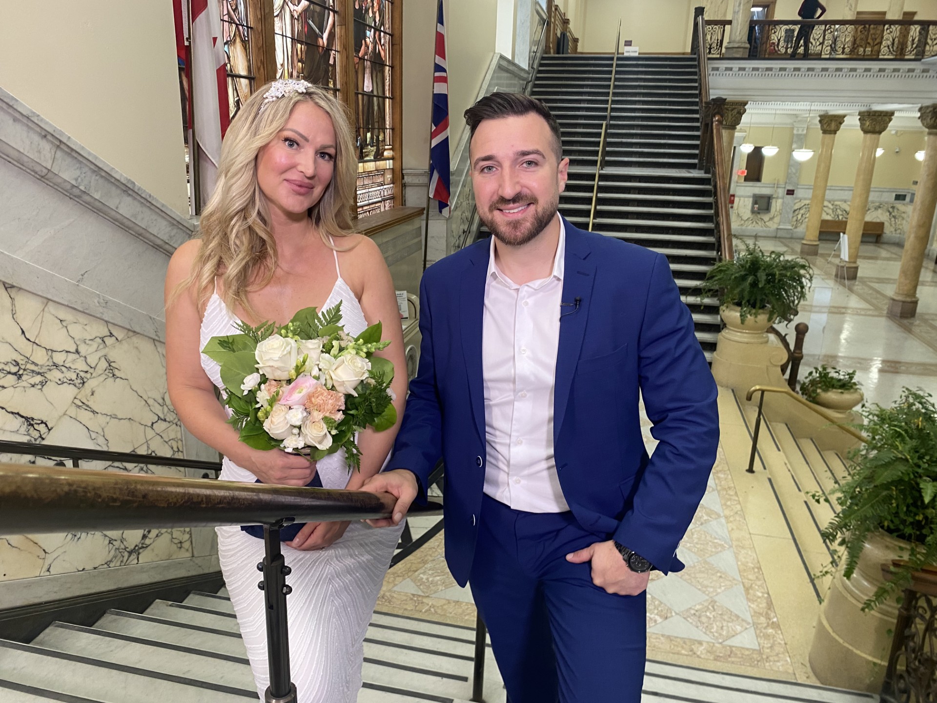 Не е рядко да се види фоайето на кметството на