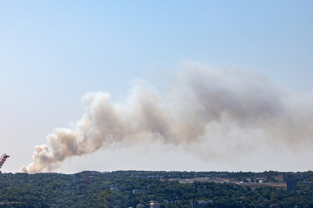 пожар в западните покрайнини на Халифакс които са предизвикали евакуациите
