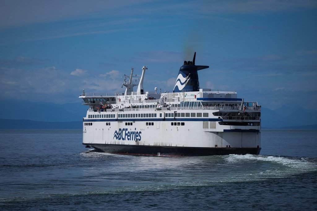 Structural Inefficiency and the Fiscal Gap Analyzing the BC Ferries Fare-Leadership Paradox