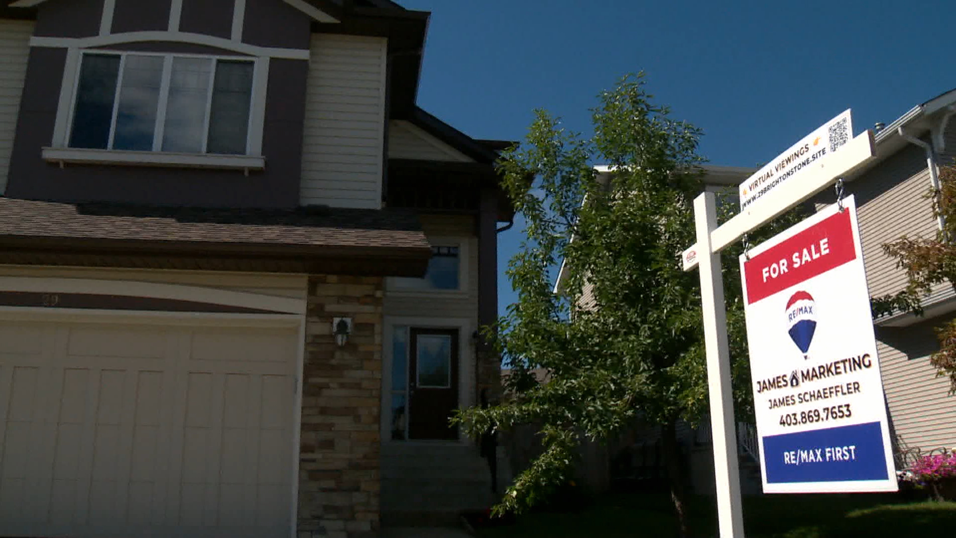 Съветът за недвижими имоти в Калгари казва че продажбите на