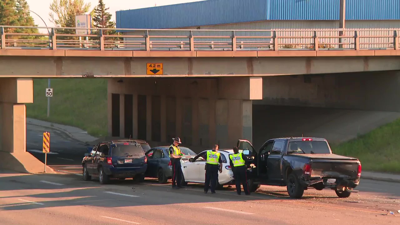 Шофьор е арестуван след като се твърди че е задействал