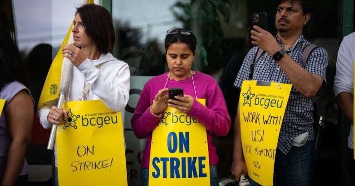 B C Съюзът на генералните служители BCGEU ескалира стачките в сряда