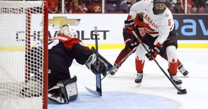 Калгари трикратен олимпийски златен медалист Ребека Джонстън обяви пенсионирането си от