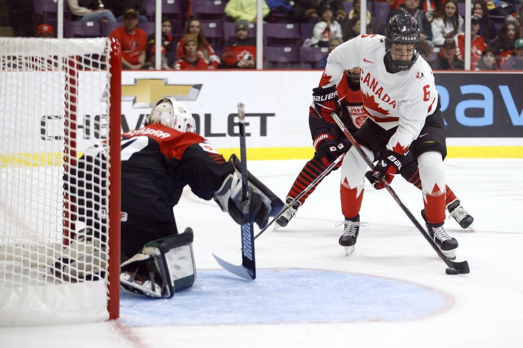 Калгари трикратен олимпийски златен медалист Ребека Джонстън обяви пенсионирането си от