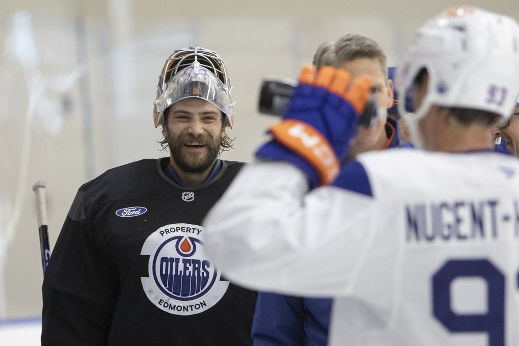 След като отхвърли тежестта си през лятото вратарят на Ойлърс