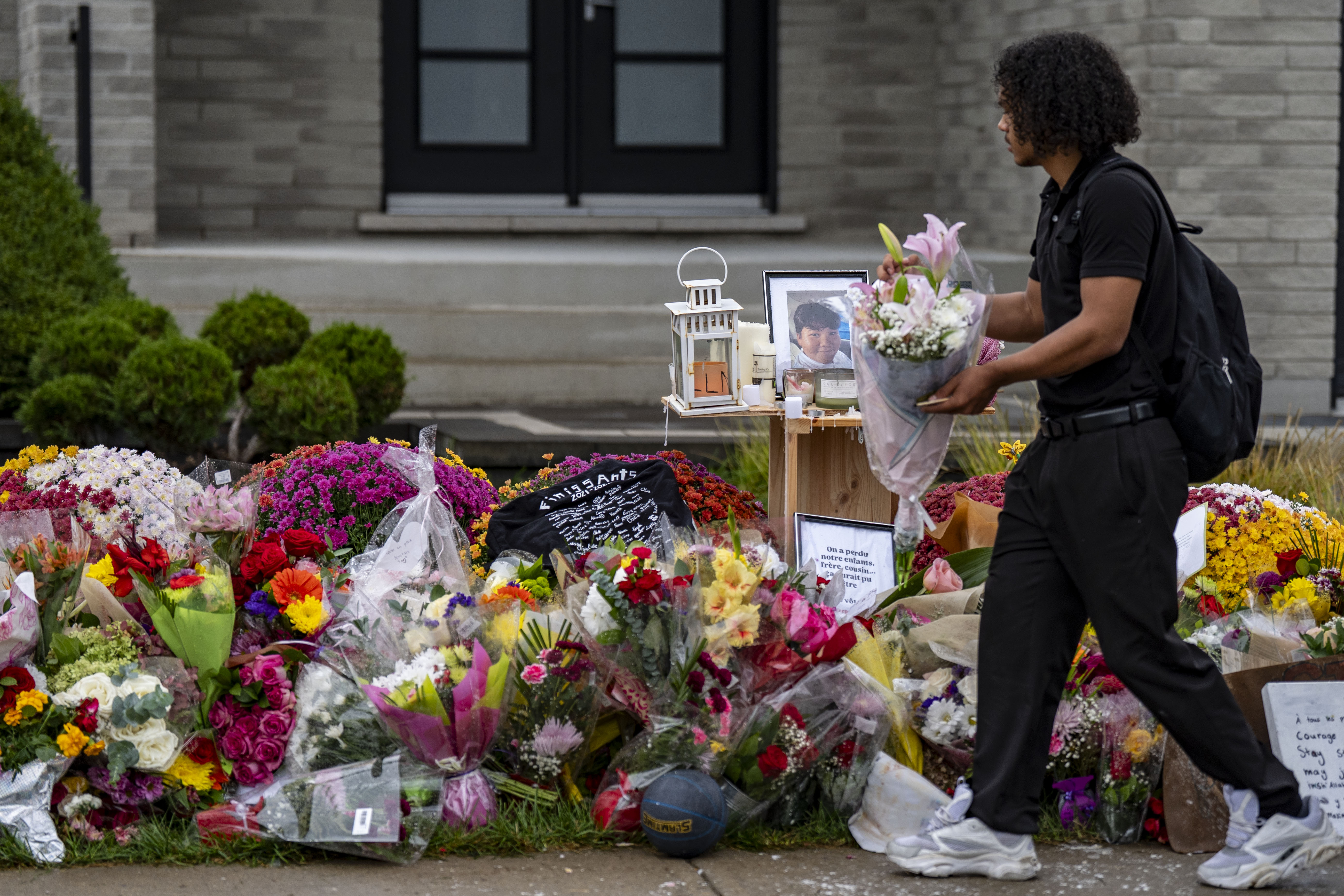 Фаталната полицейска стрелба на 15 годишно момче в Квебек е подновила