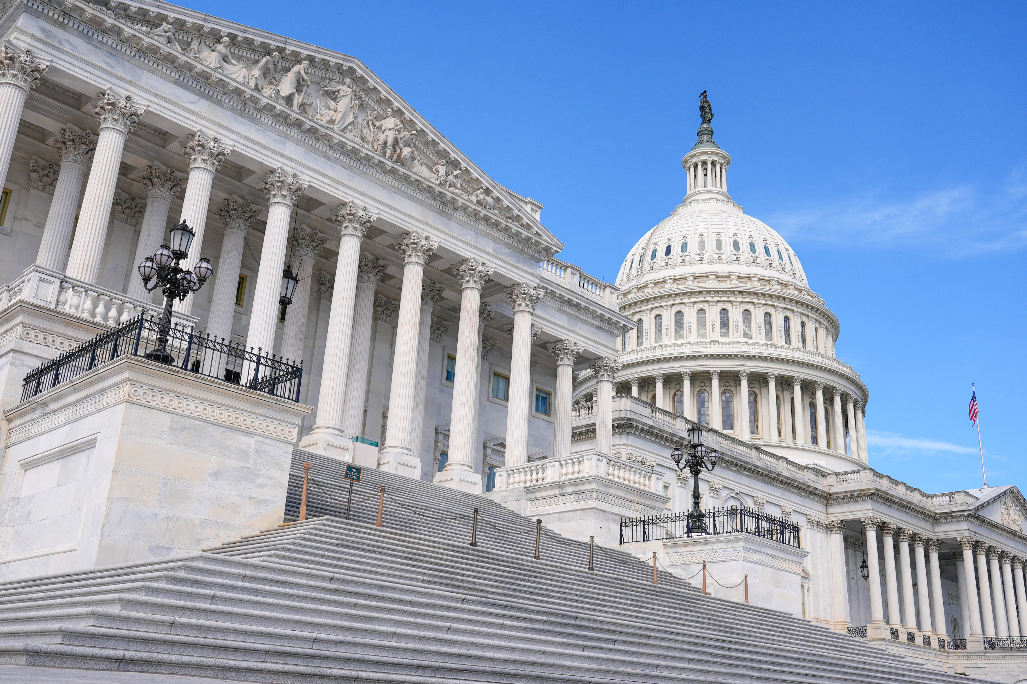 U.S. government on the brink of first shutdown in 7 years. What to know -  National | Globalnews.ca