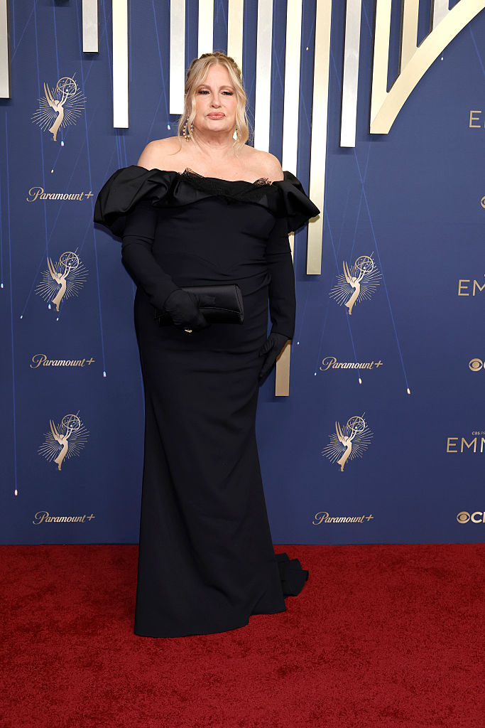 2025 Emmy Awards: The most dazzling red carpet looks from TV’s biggest night - image