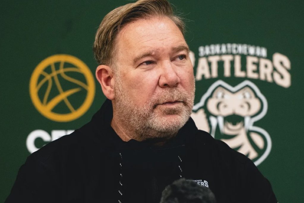 След трети пореден сезон извън Канадската елитна баскетболна лига плейофната