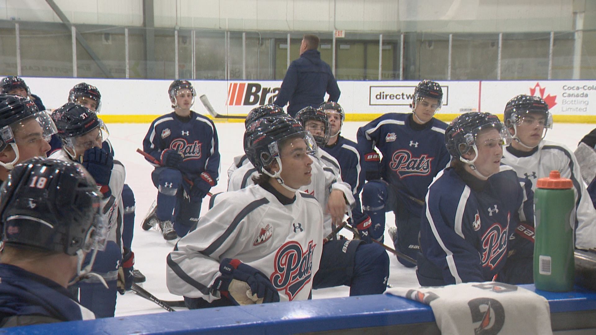 Това е онова време на годината когато хокеистите в Канада