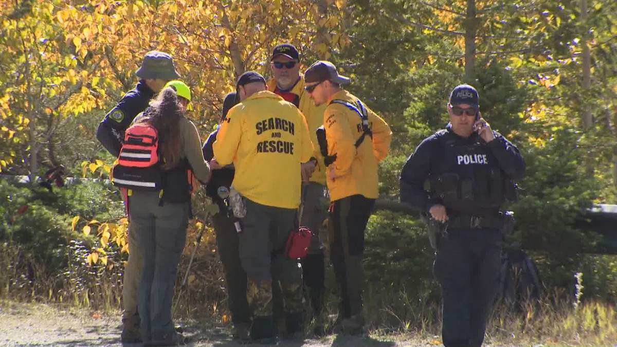 Multiple search and rescue agencies from both Alberta and British Columbia have joined the search for five-year-old Darius Macdougall, who went missing Sunday morning in southwestern Alberta.