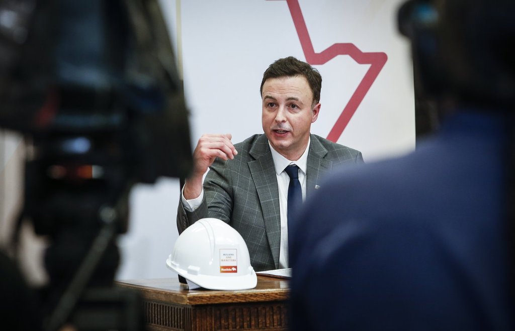 Манитоба проведе дефицит с по висок от очаквания през последната фискална