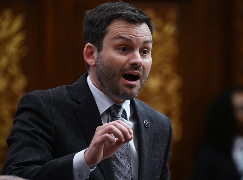 Мъж от Монреал се призна за виновен за отправяне на заплахи за смъртност срещу лидера на Партията Квебек Пол Сен Пиер