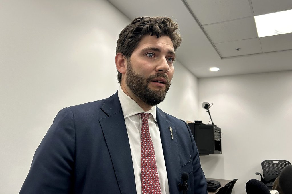 Ню Брънсуик казва че е отделил 7 4 милиона долара спешно