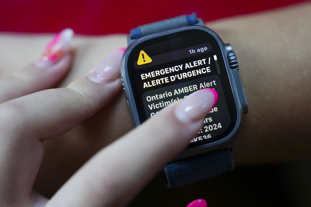 An emergency amber alert is viewed on the display of an Apple watch in Ottawa, Tuesday, Aug. 27, 2024.