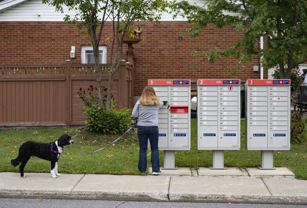 Canada Post lays out 5-year plan to convert to community mailbox delivery - BERITAJA