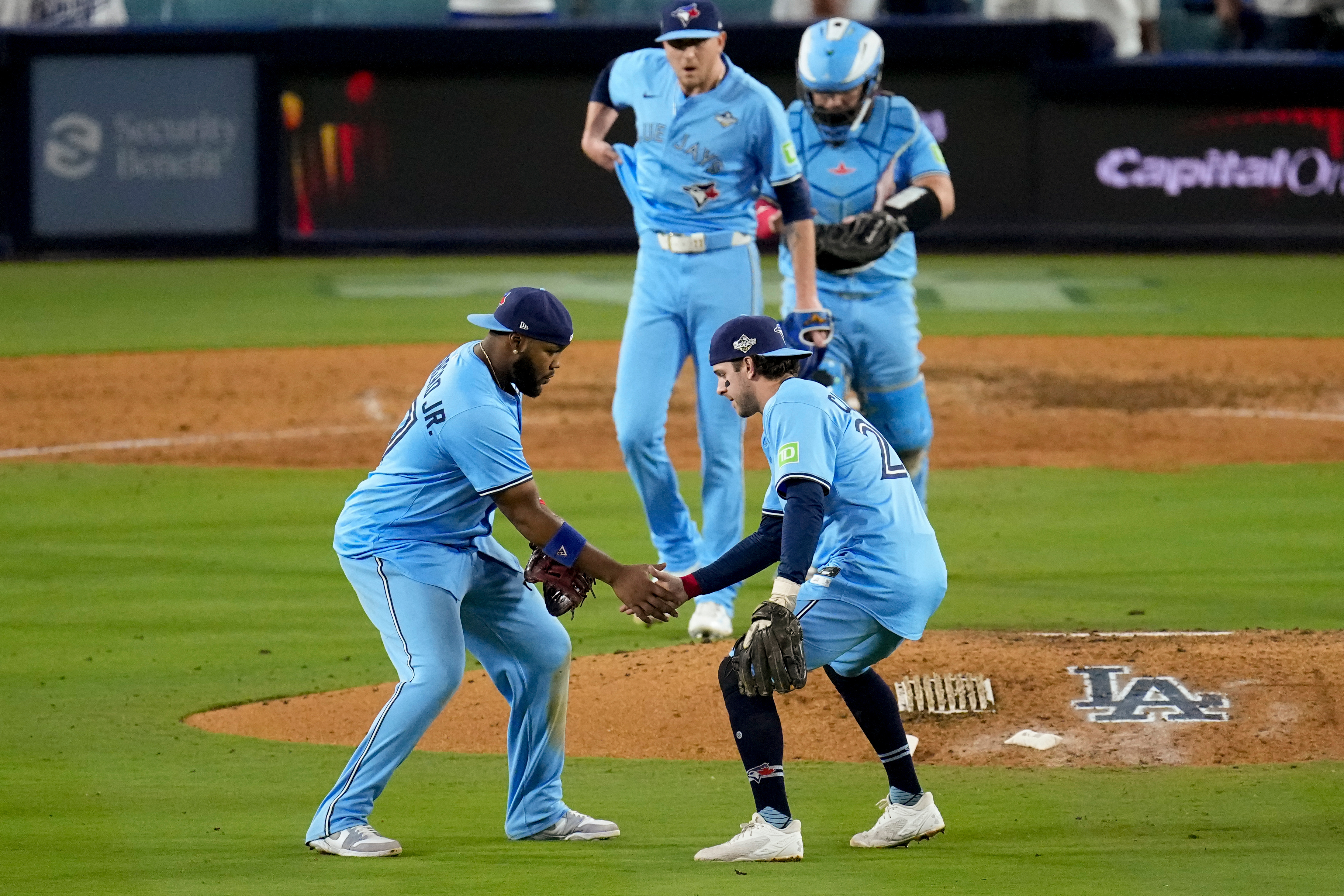 Само още една победа След победата с 6 1 над Лос Анджелис