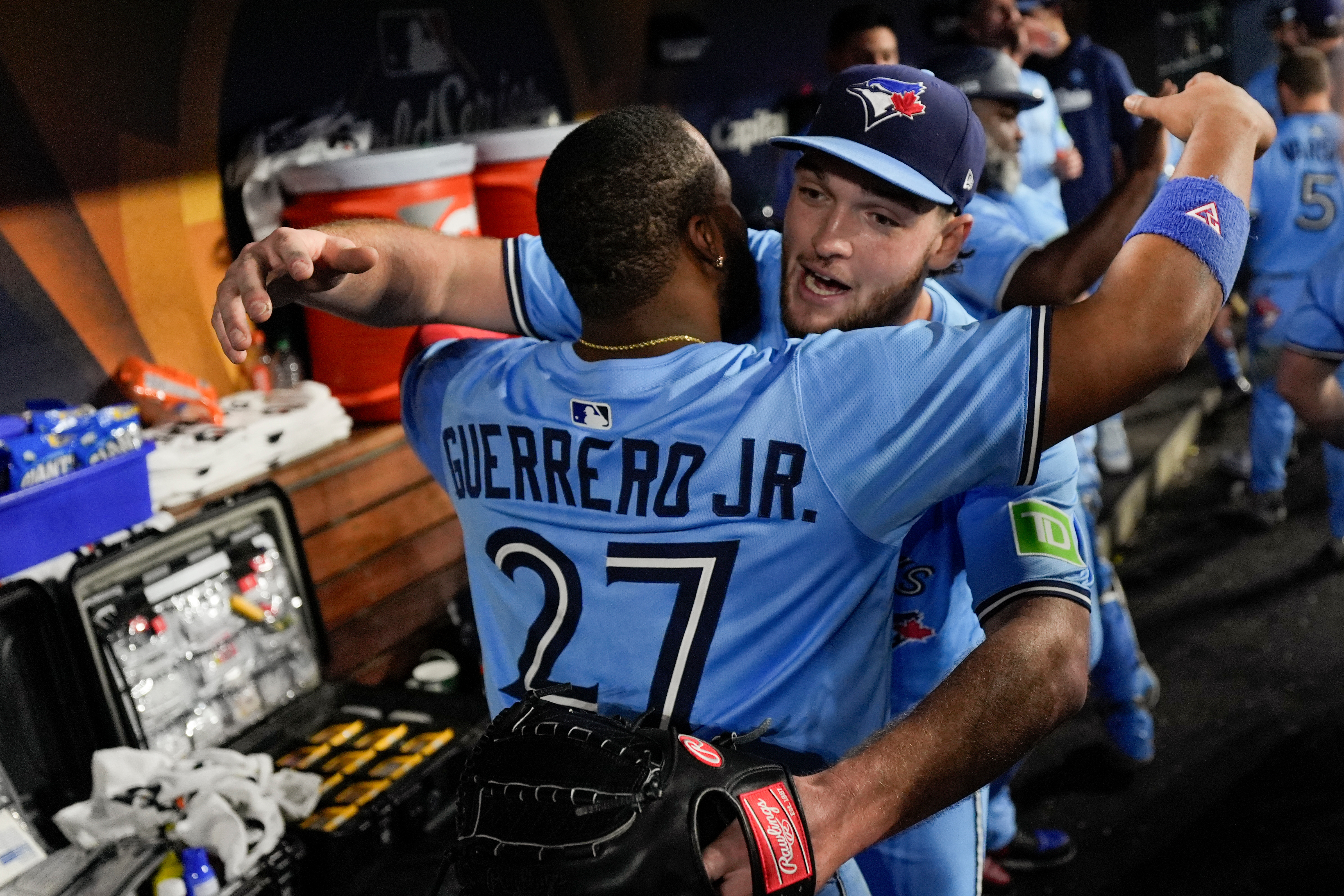 Много фенове на Торонто Блу Джейс чакаха три десетилетия за