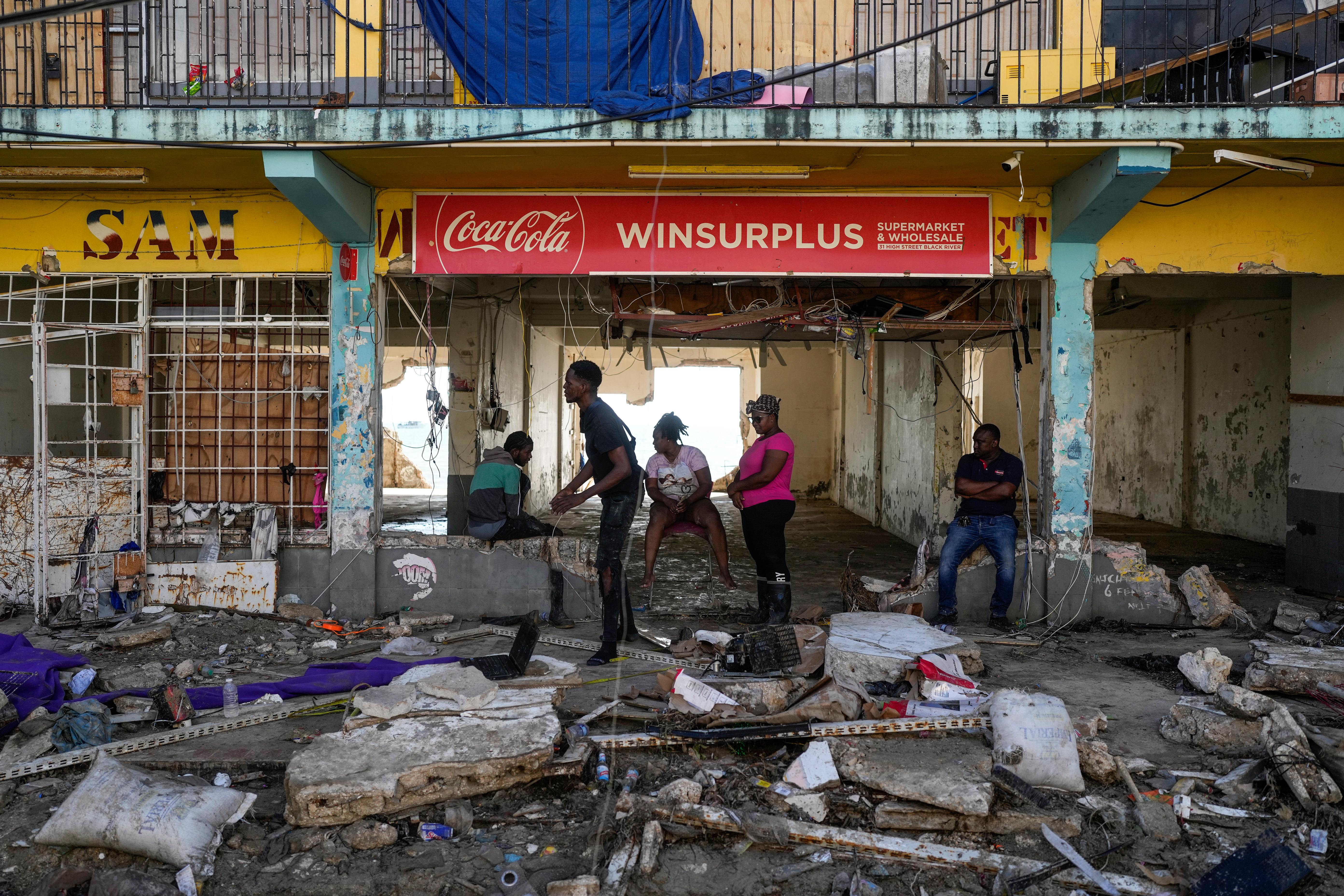 Потвърденият брой на жертвите на урагана Мелиса се покачи до